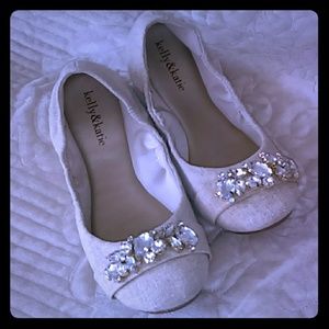 3/$20 🌠Kelly and Katie size 7 blinged out flats
